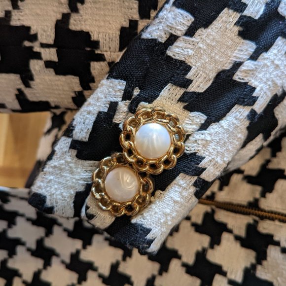 VINTAGE Women's Patterned Suit Set with Button Details; Skirt and Blazer - Picture 9 of 10